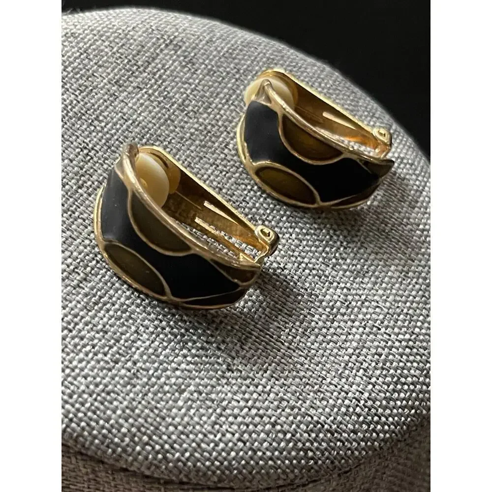 Vintage Enamel Clip Earrings Mod Art To Wear MCM Gold Tone Black Career Retro